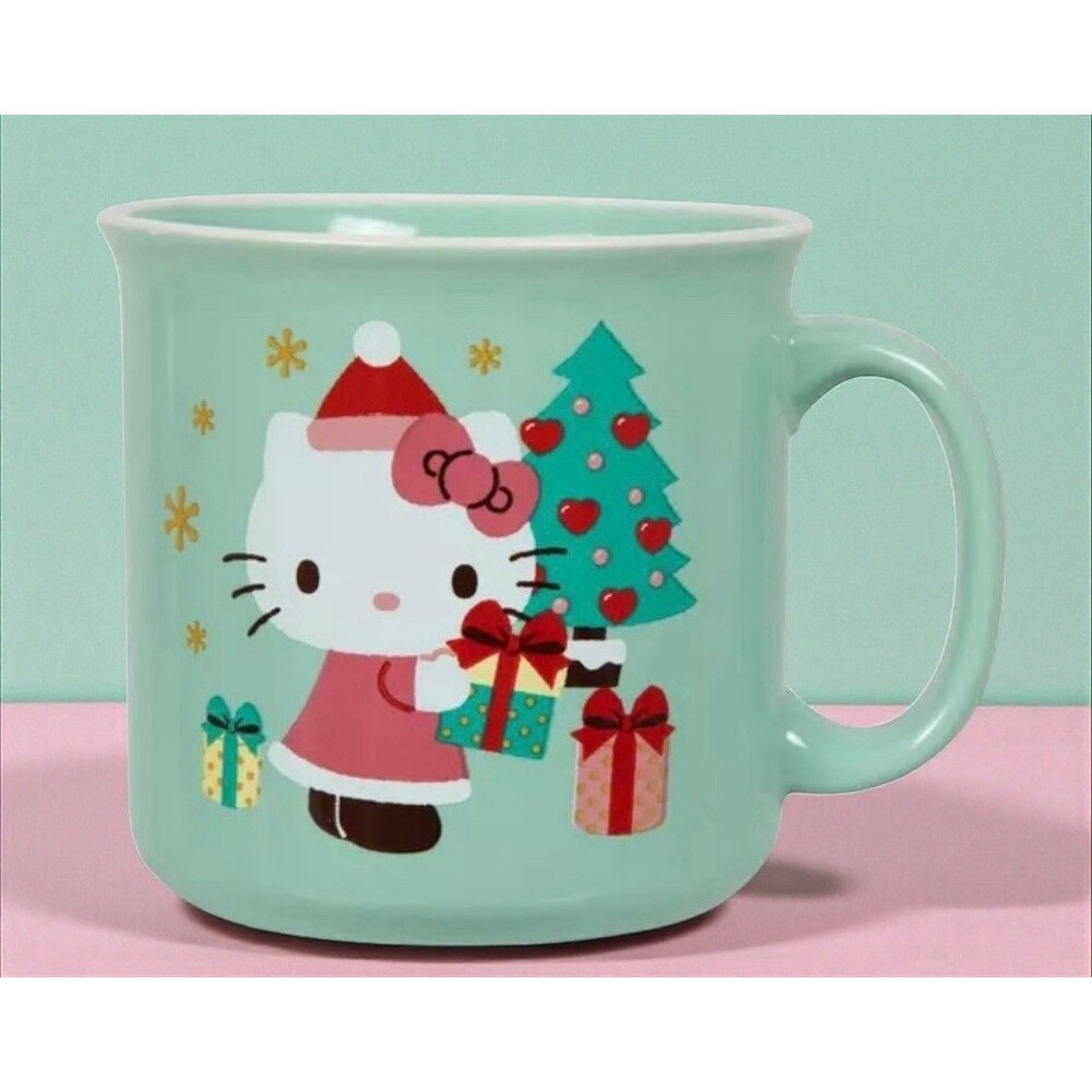 Sanrio Hello Kitty Christmas Tree  Coffee Tea Mug Green Happy Holidays 20’oz.
